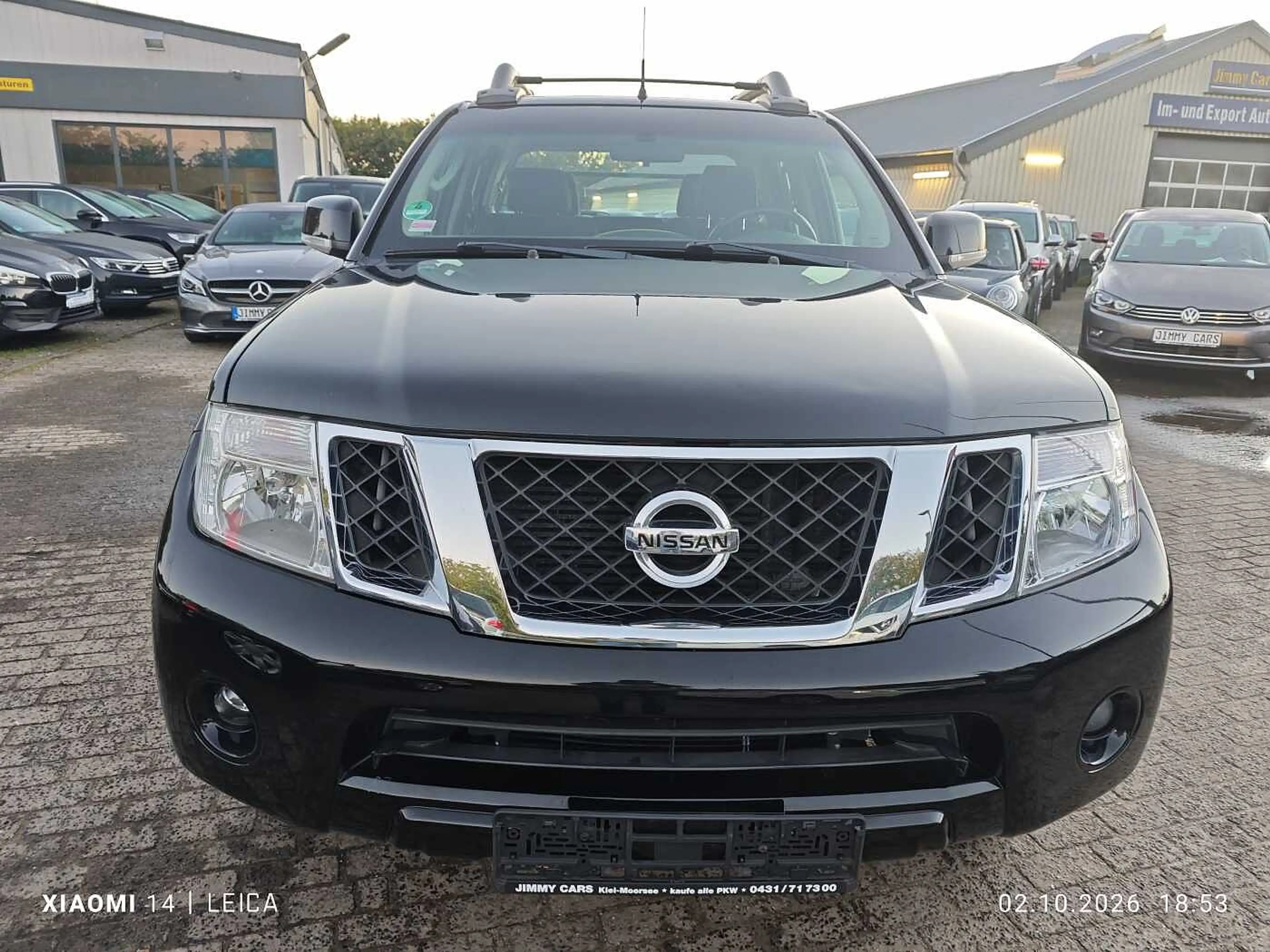 Nissan Navara pick-up 4x4 — photo 7