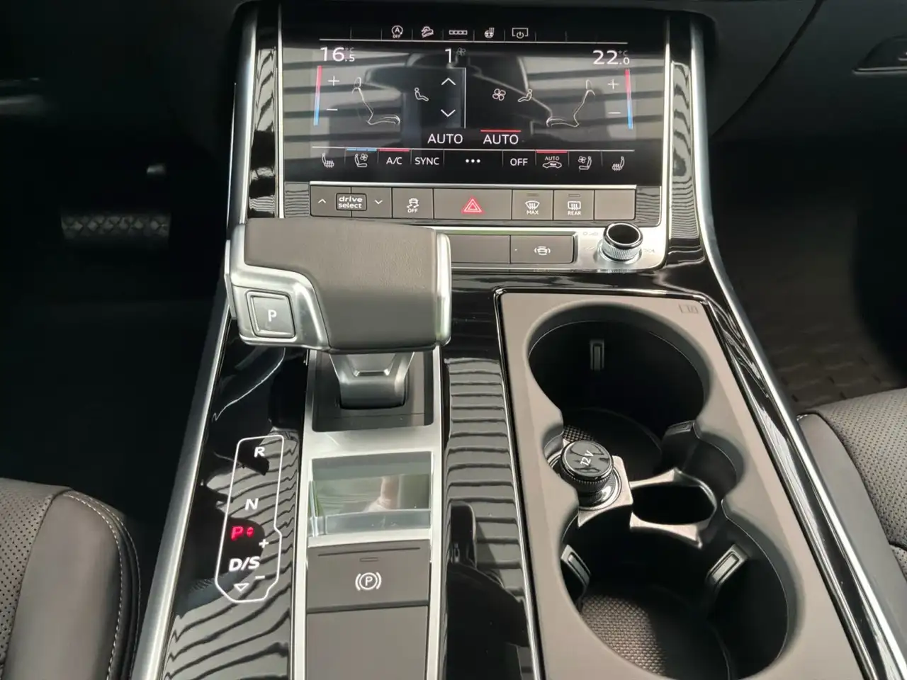 Audi Q7 fotografie Audi Q7