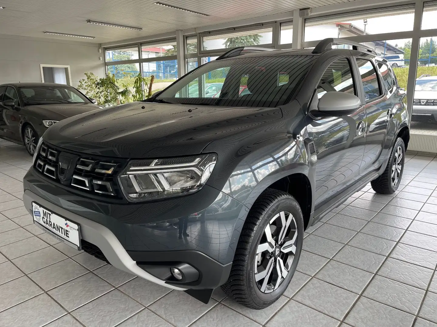 Dacia Duster II Prestige*LED*NAVI*Sihz*Autom*Klima*BT* Grau - 1