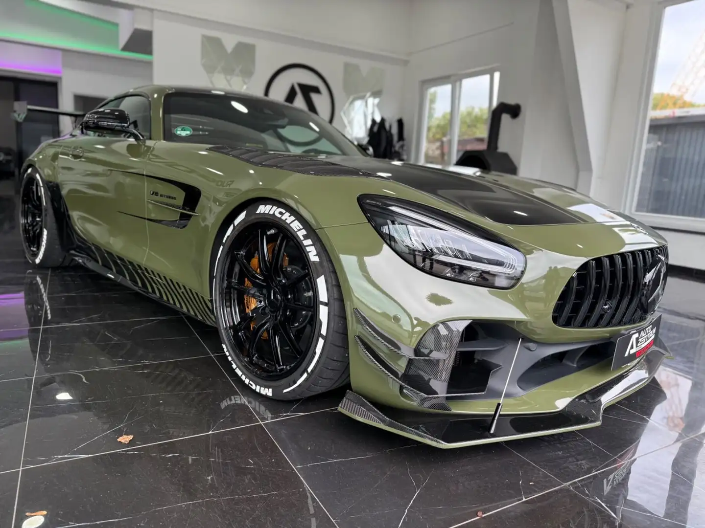 Mercedes-Benz AMG GT R Coupe TIKT Performance Vert - 2