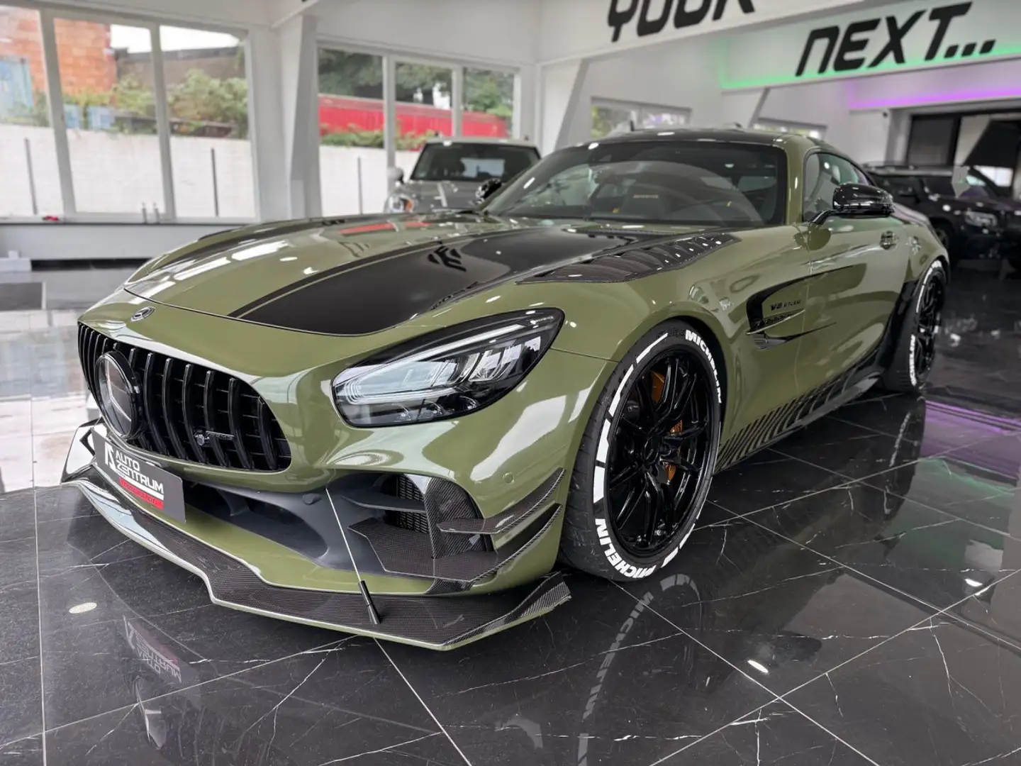 Mercedes-Benz AMG GT R Coupe TIKT Performance Vert - 1