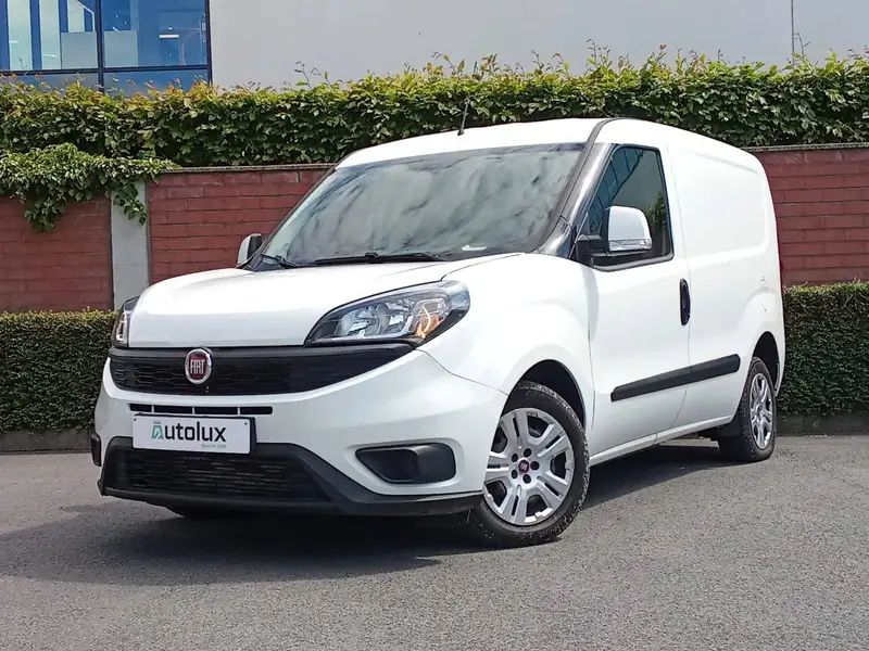 Fiat Doblo Utilitaire - 3 places - 9.916,53 € htva