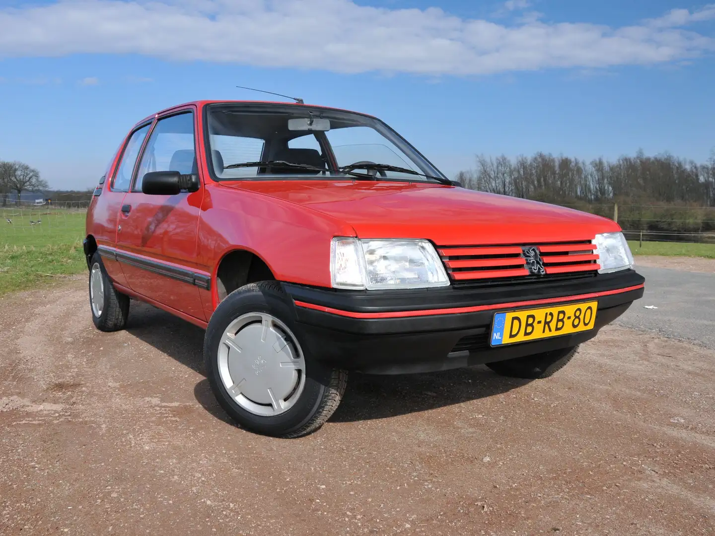 Peugeot 205 1.1i XE Accent Piros - 2