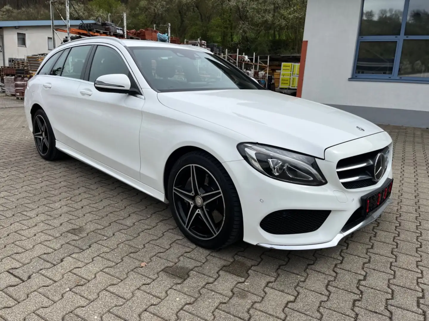 Mercedes-Benz C 250 d T 4Matic AMG LINE, 9G-Tronic Beyaz - 2