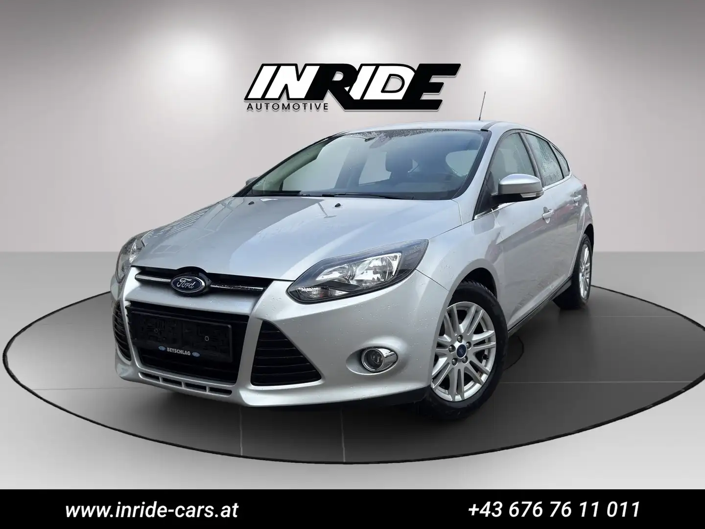 Ford Focus Titanium*Anhängerk*Sitzheizung*2-Besitz* Silber - 2