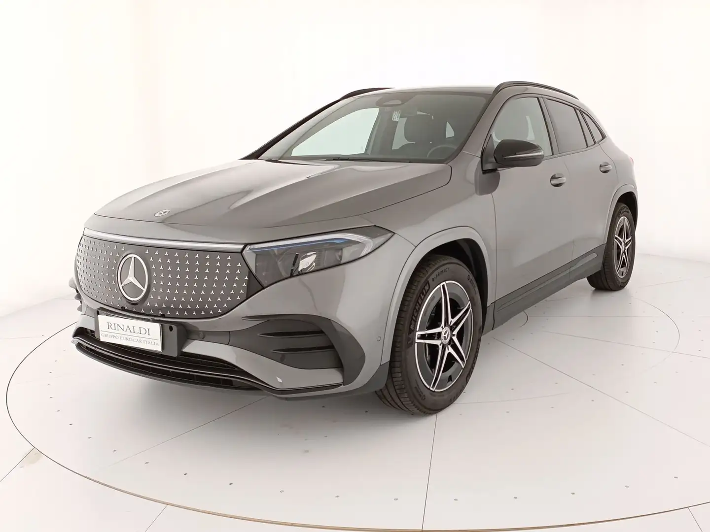 Mercedes-Benz EQA 350 350 amg line premium 4matic Gris - 1