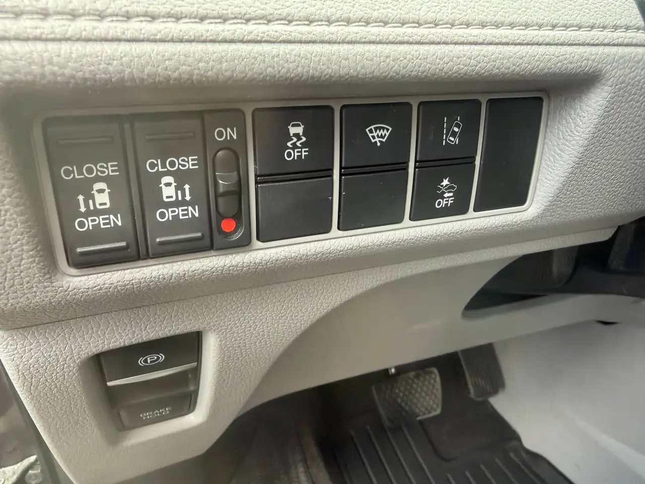 Honda Odyssey photo Honda Odyssey