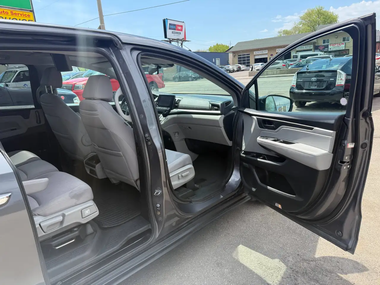 Honda Odyssey photo Honda Odyssey