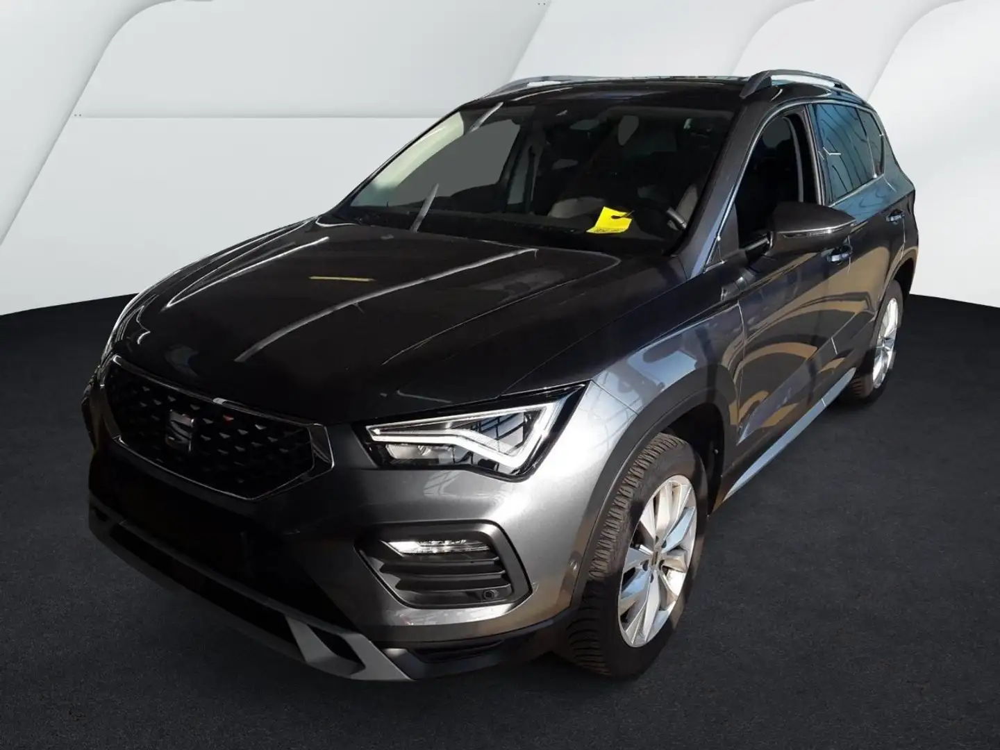 SEAT Ateca 1.5 TSI Xperience *AHK*KAMERA*NAVI*LED* Grau - 2