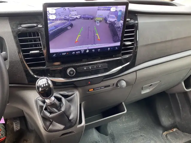 Ford Transit view 4