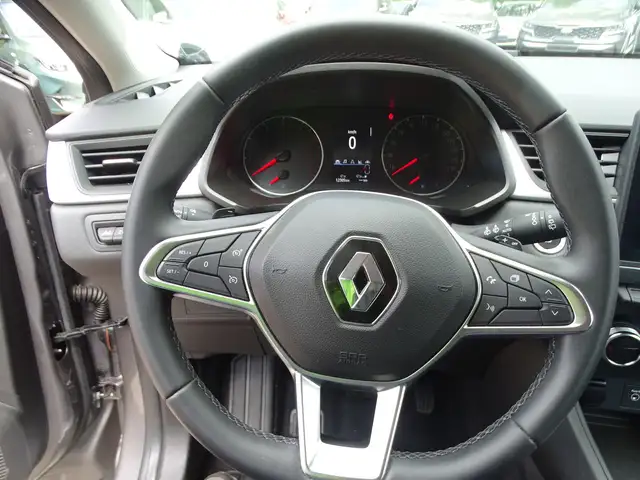 Renault Captur view 11