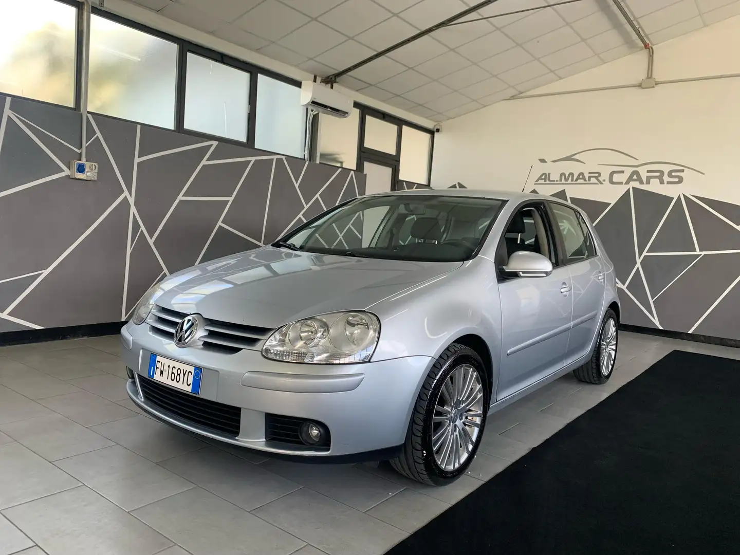 Volkswagen Golf Golf V 2003 5p 1.6 Comfortline Argento - 1