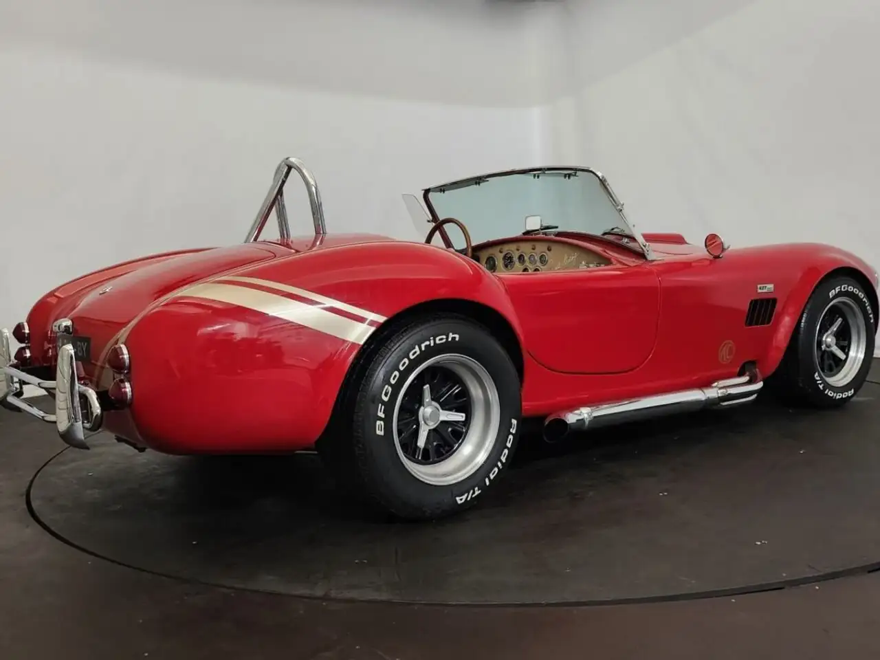 AC Cobra Racing AC 427 replica, foto 4