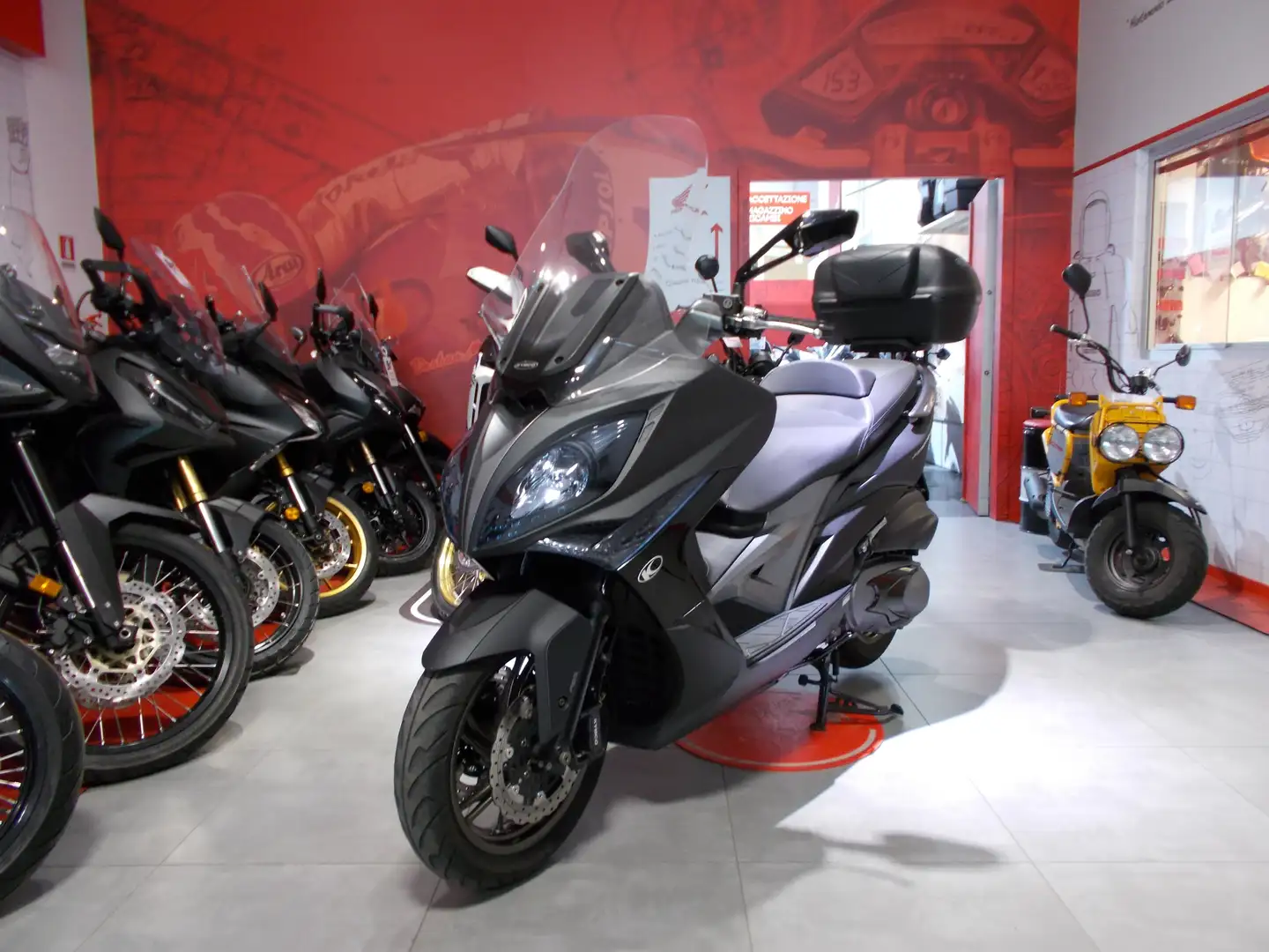 Kymco Xciting 400i - abs Gri - 2