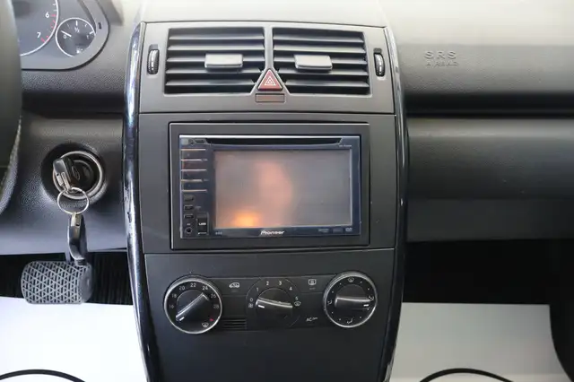 Mercedes-Benz A-Class view 12