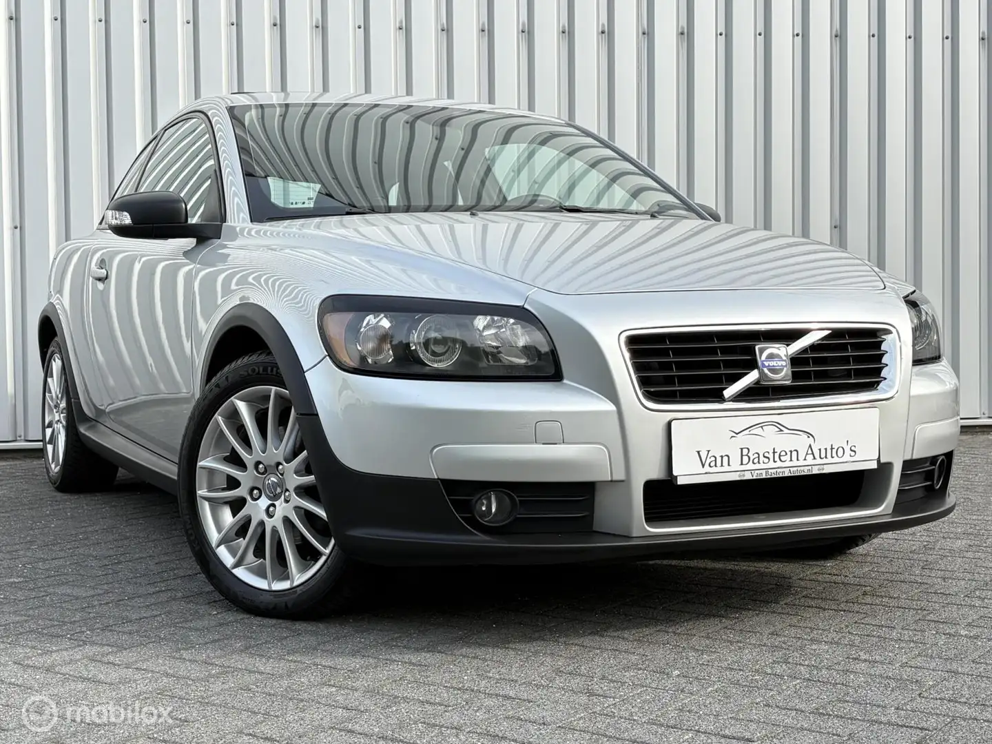 Volvo C30 1.8 Momentum| Airco | Schuifdak | PDC | Youngtimer Grijs - 1