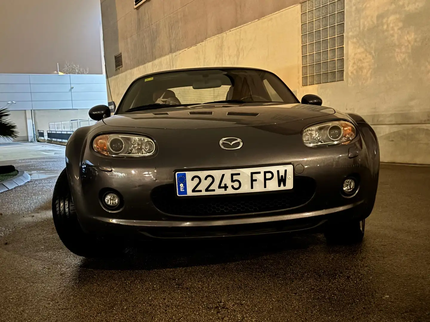 Mazda MX-5 MX-5 Roadster Coupé 2.0 Sportive Sportive Plateado - 1