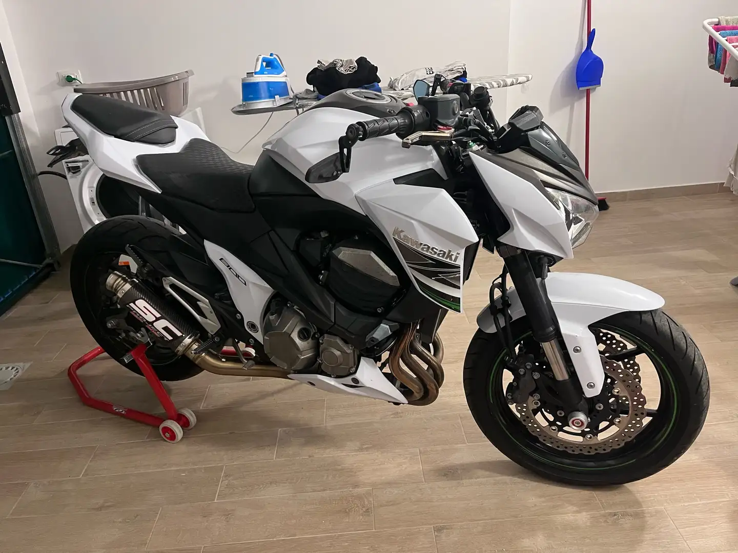 Kawasaki Z 800 ABS PERFORMANCE Alb - 1