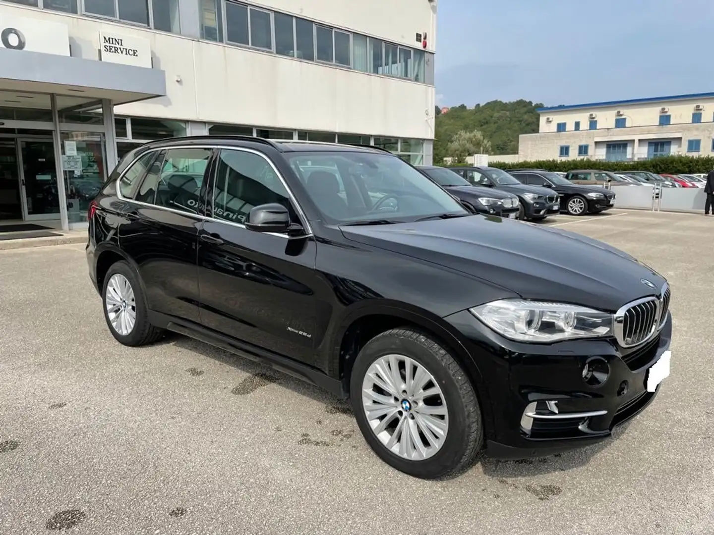 BMW X5 X5 sdrive25d Luxury 218cv auto Schwarz - 2
