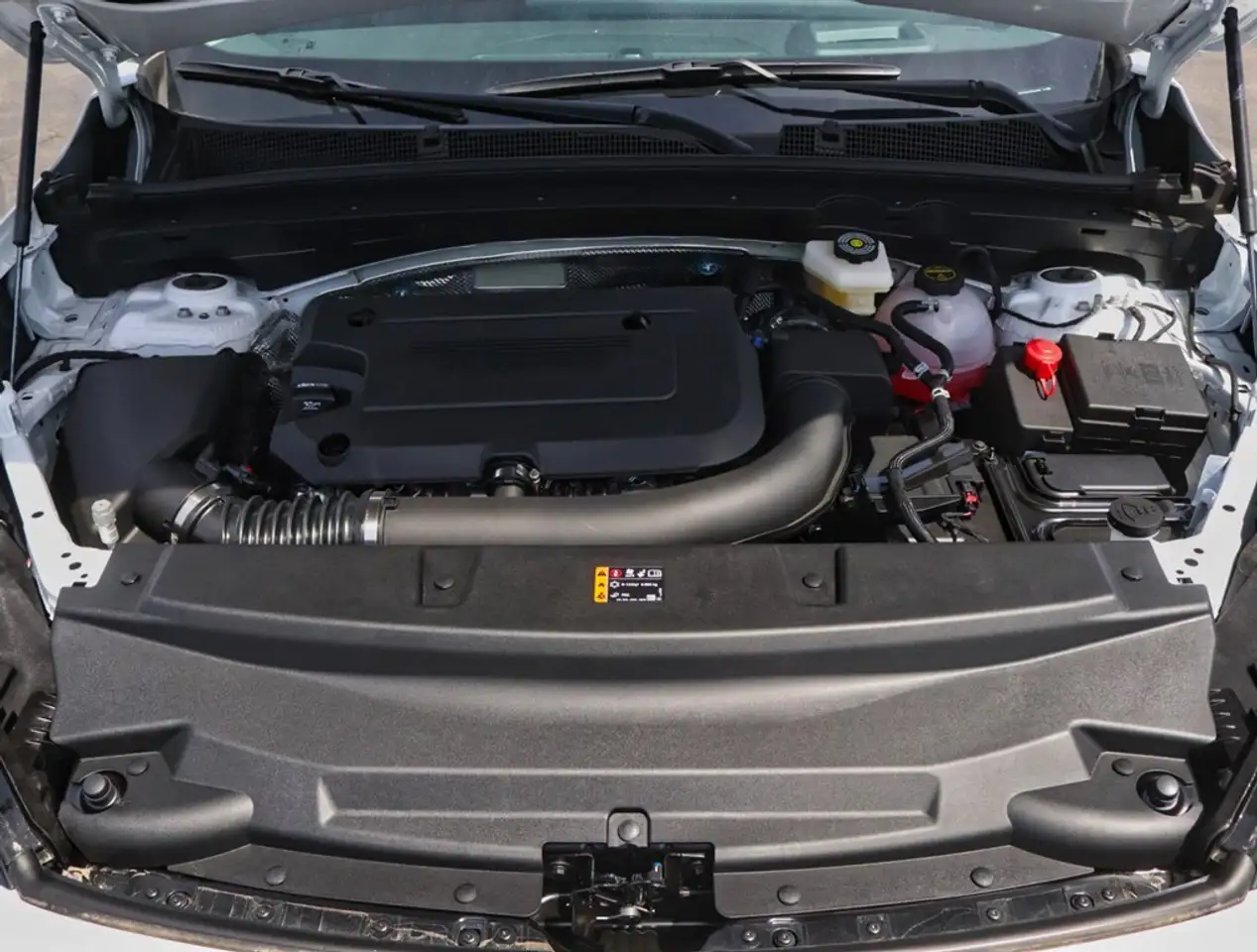 Buick Envision снимка Buick Envision