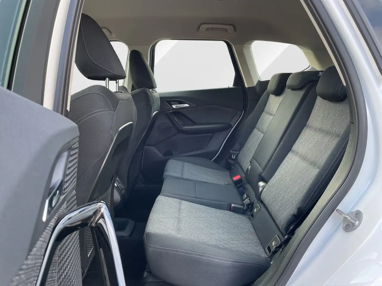 BMW X1 sDrive18d /AHK /Adap. LED /DA+ /PA + /HUD 11