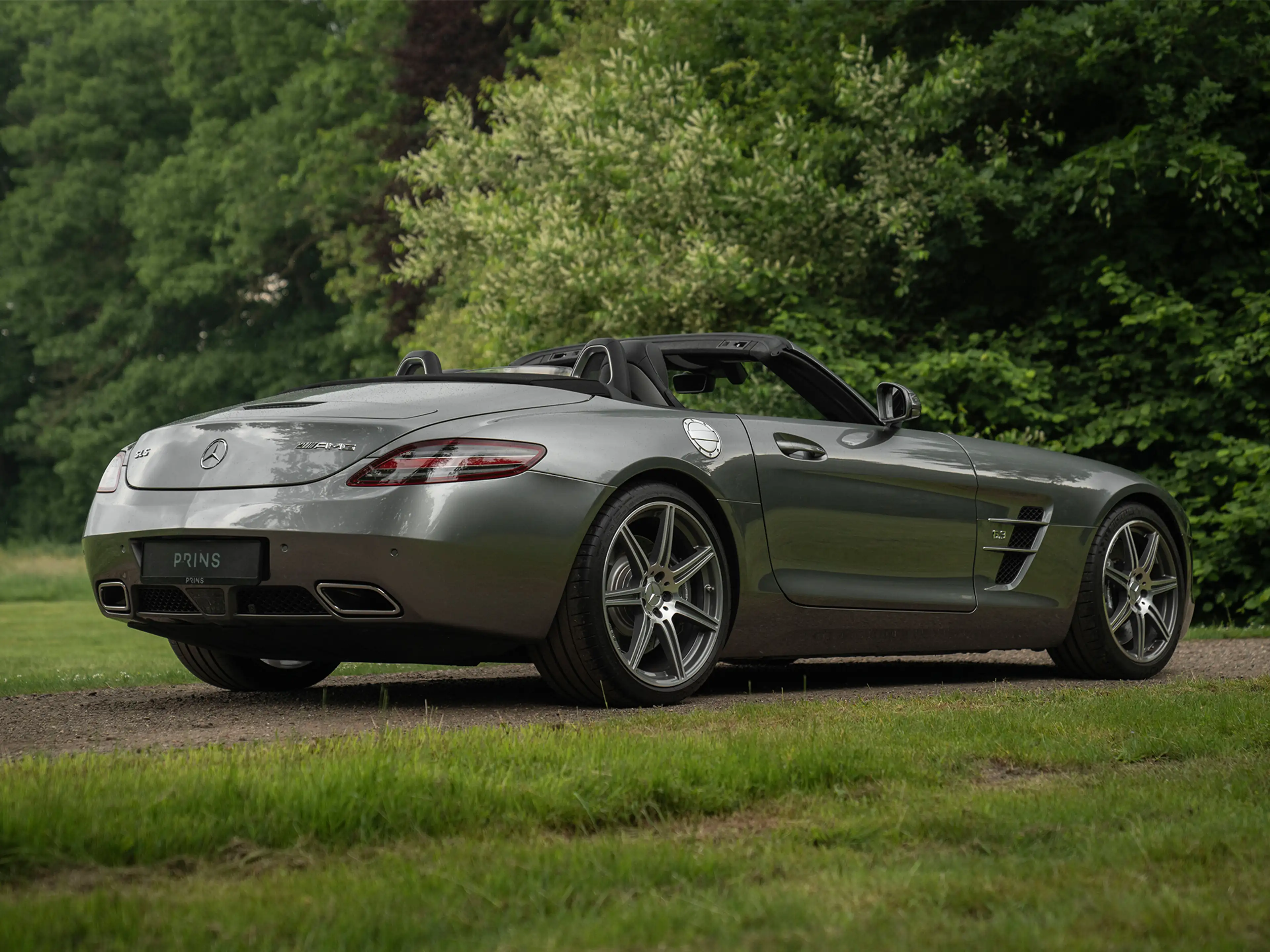 Mercedes-Benz SLS Roadster 6.3 AMG | Luggage set | Dealer onderhoude — photo 17