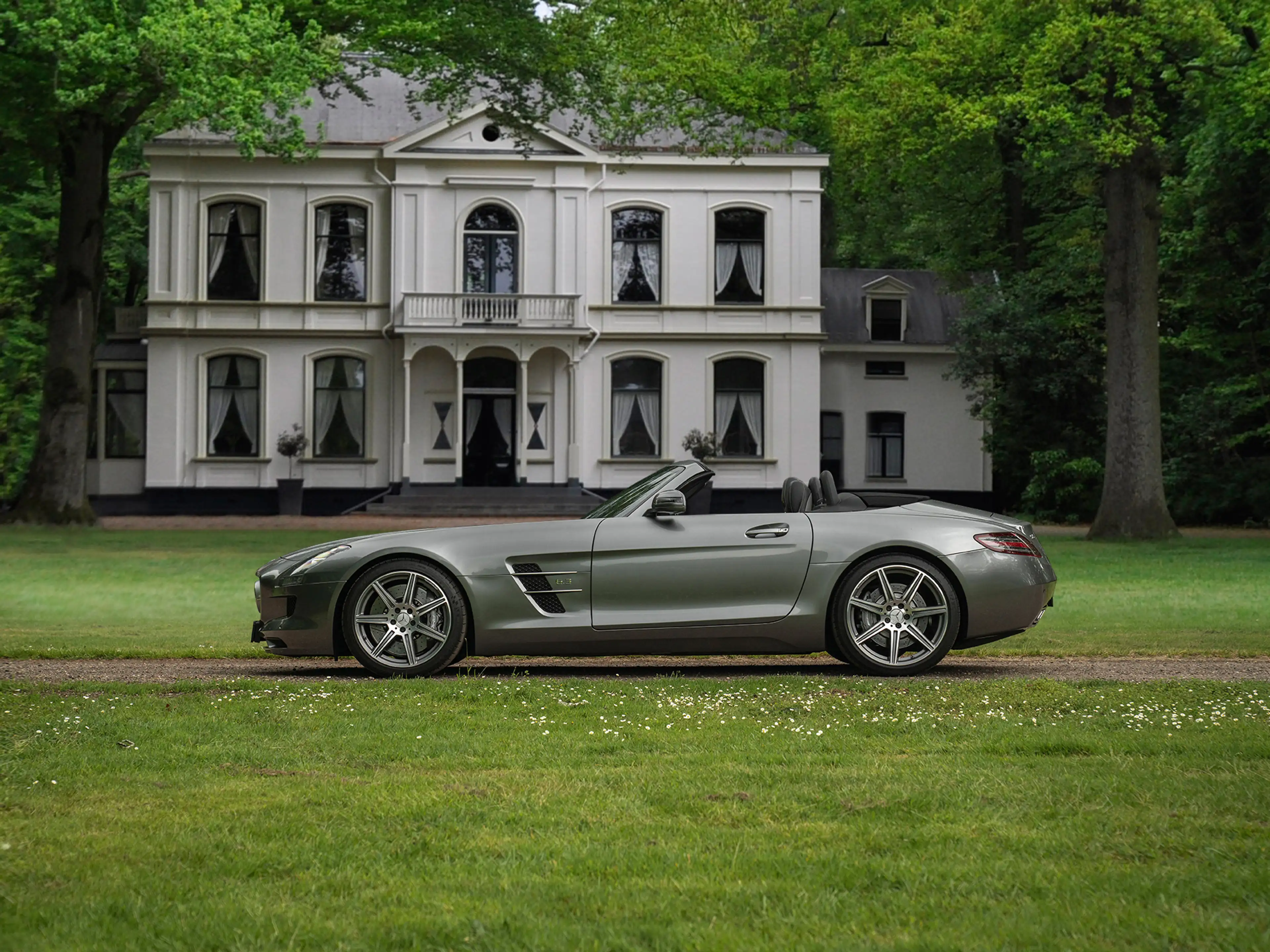 Mercedes-Benz SLS Roadster 6.3 AMG | Luggage set | Dealer onderhoude