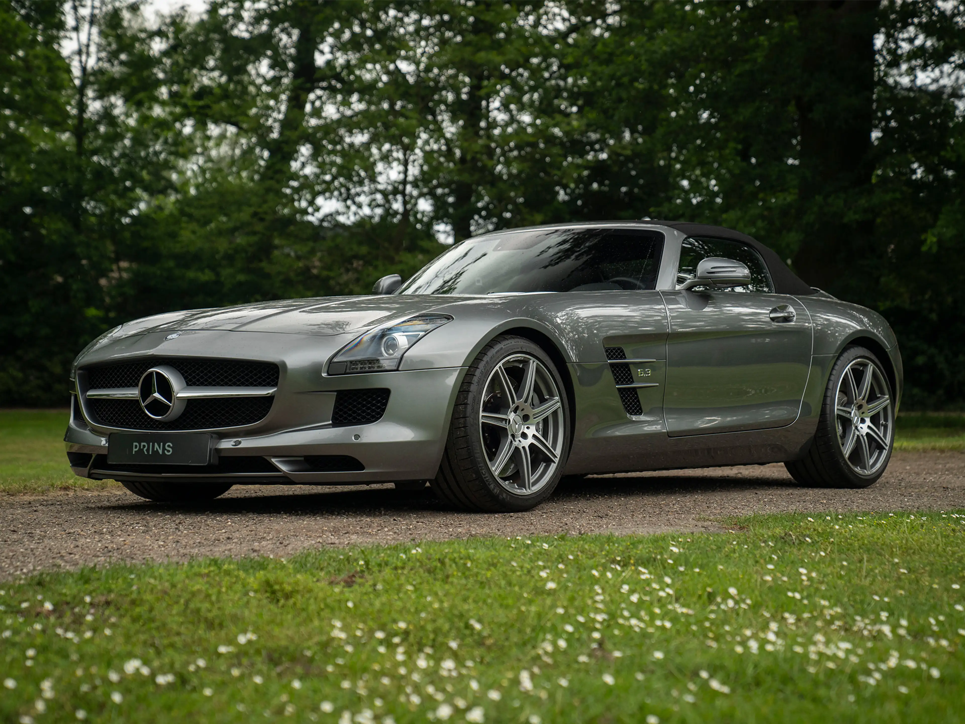Mercedes-Benz SLS Roadster 6.3 AMG | Luggage set | Dealer onderhoude — photo 46