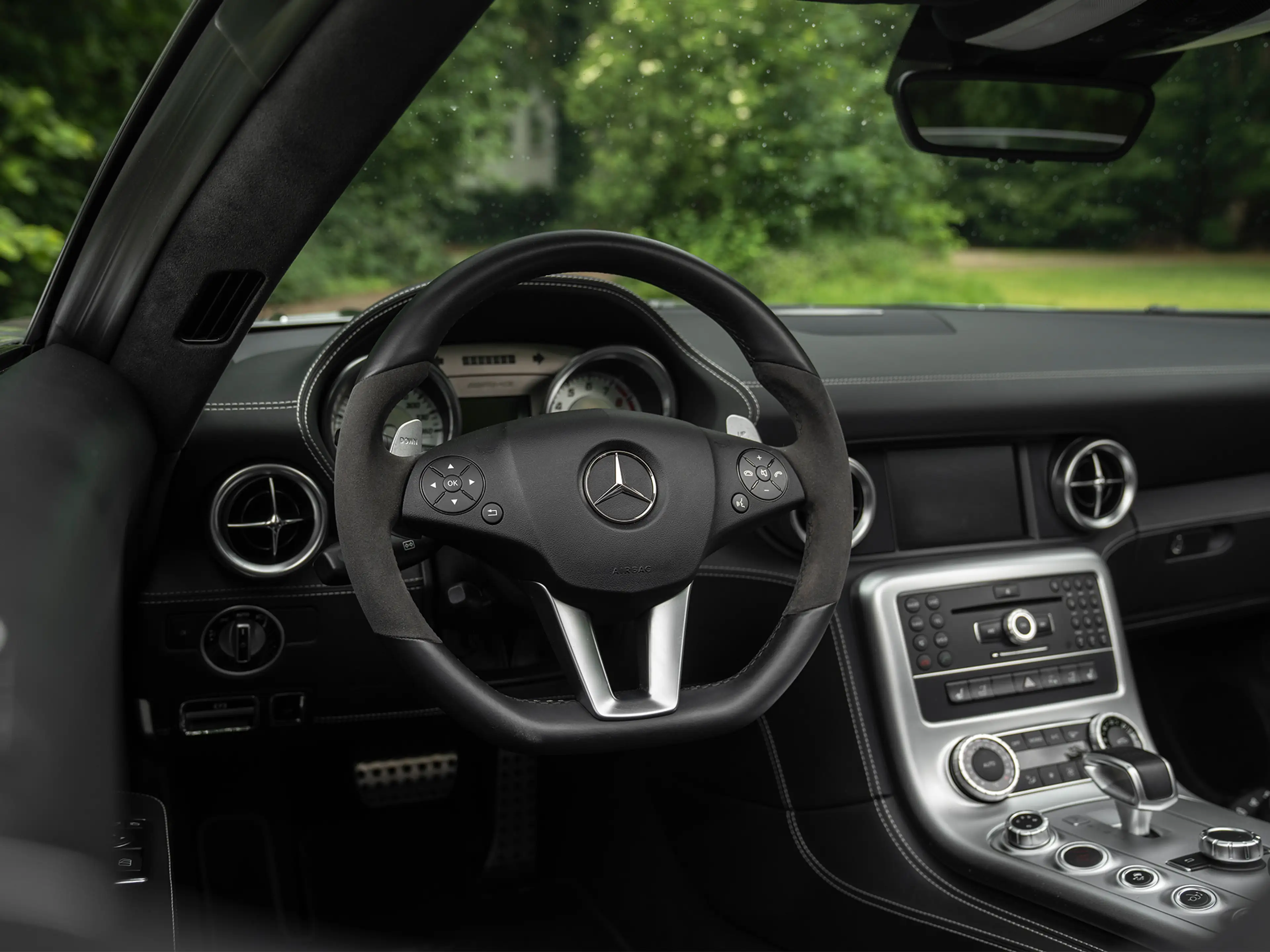 Mercedes-Benz SLS Roadster 6.3 AMG | Luggage set | Dealer onderhoude — photo 23