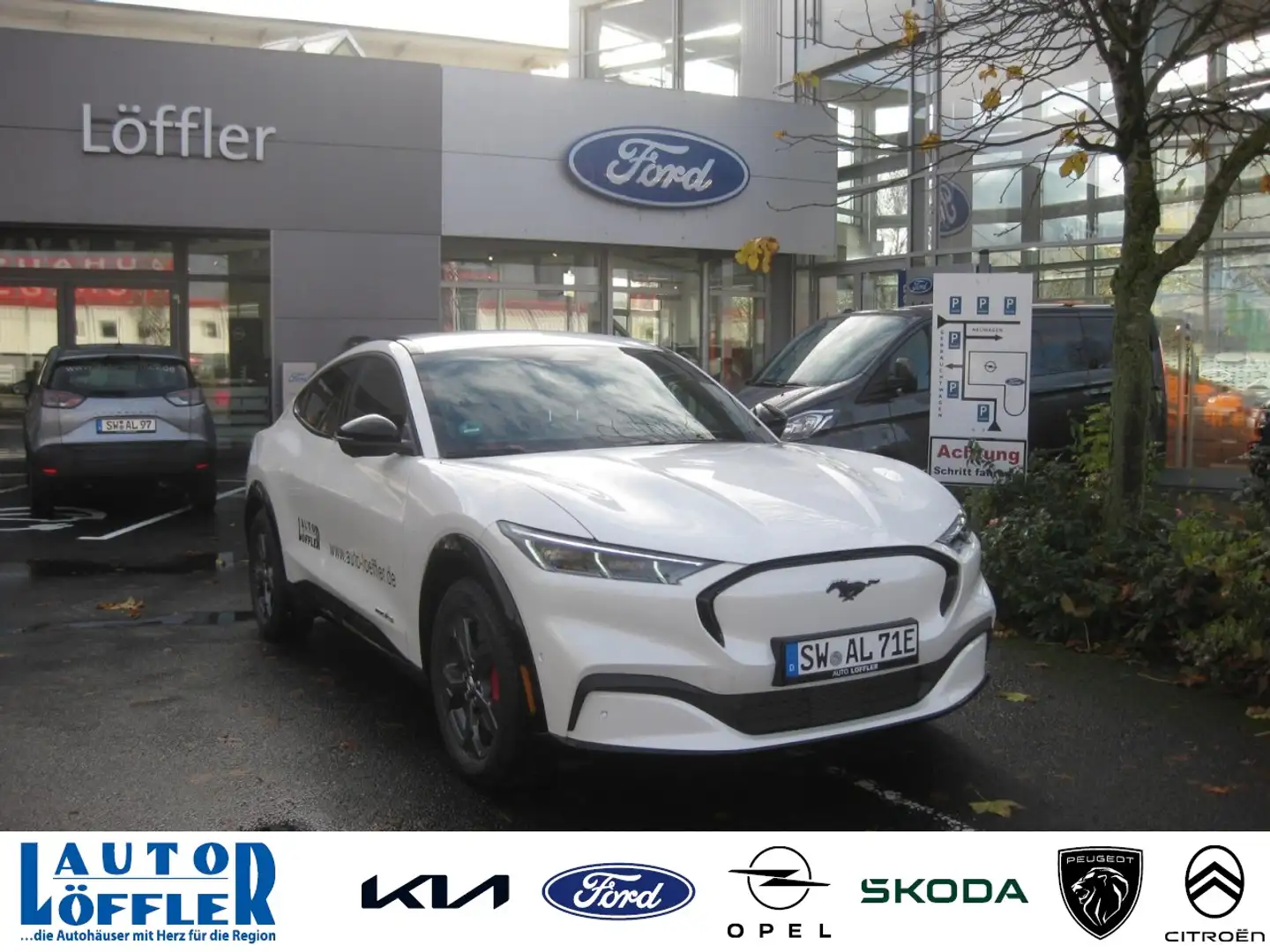 Ford Mustang Mach-E AWD Klima Navi Rückfahrkamera Sitzheizung Blanco - 1