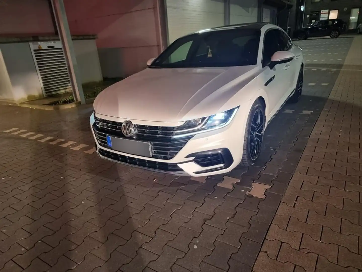 Volkswagen Arteon Arteon Diesel 2.0 TDI SCR 4Motion DSG R-Line Weiß - 1