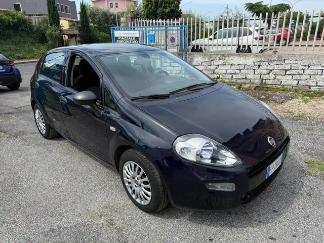Fiat Punto view 5