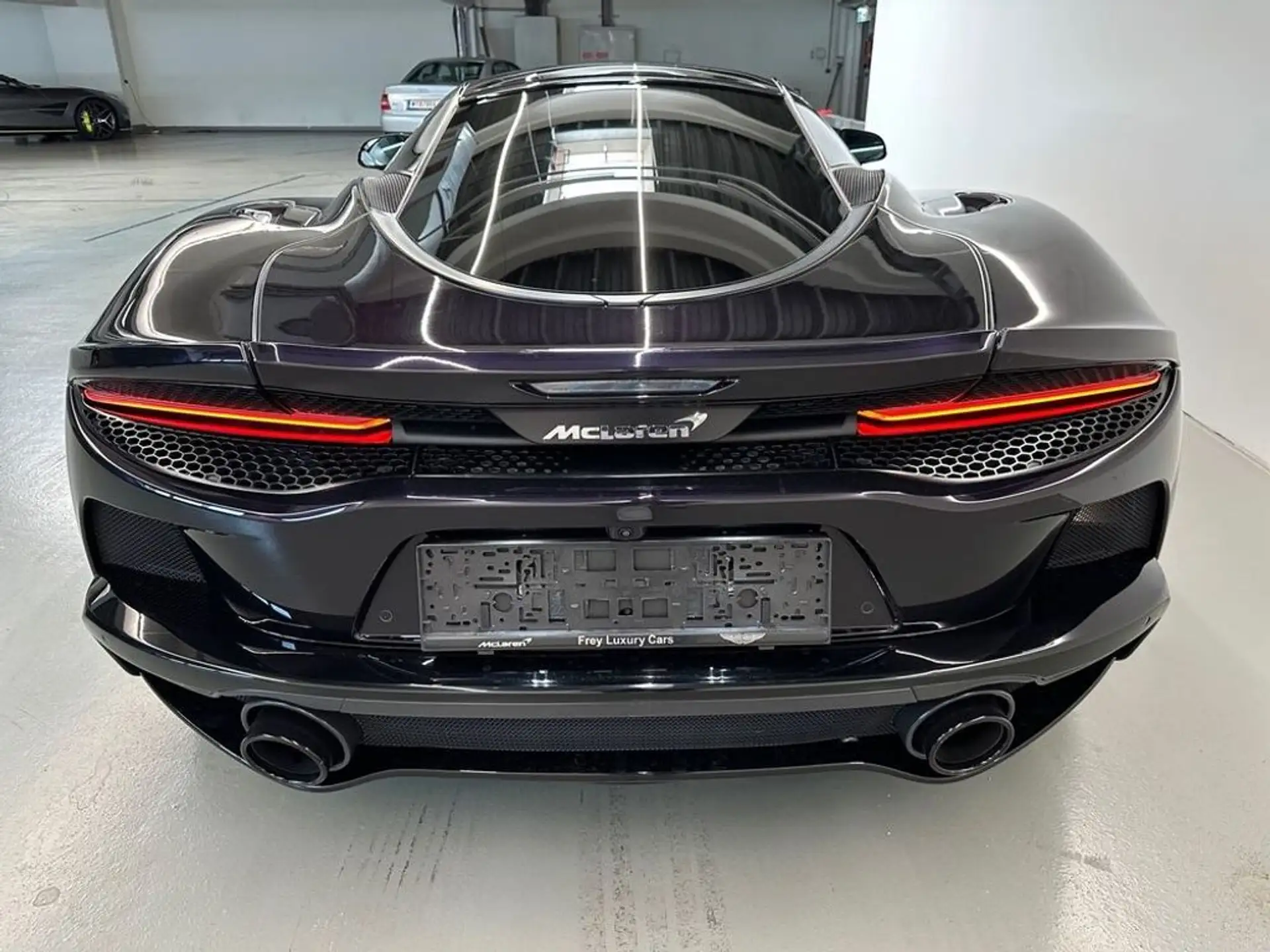 맥라렌 GT 2023 검정 사진 6