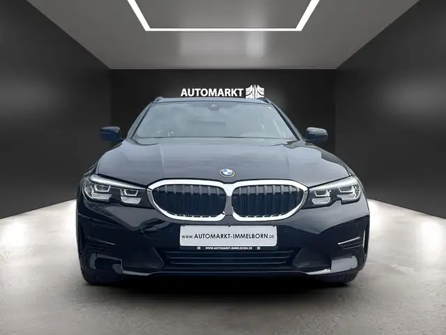 BMW 3 Series view 7