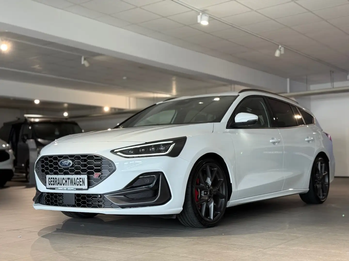 Ford Focus Turnier ST X 2,3 l EcoBoost 206 kW/280 PS Blanco - 2