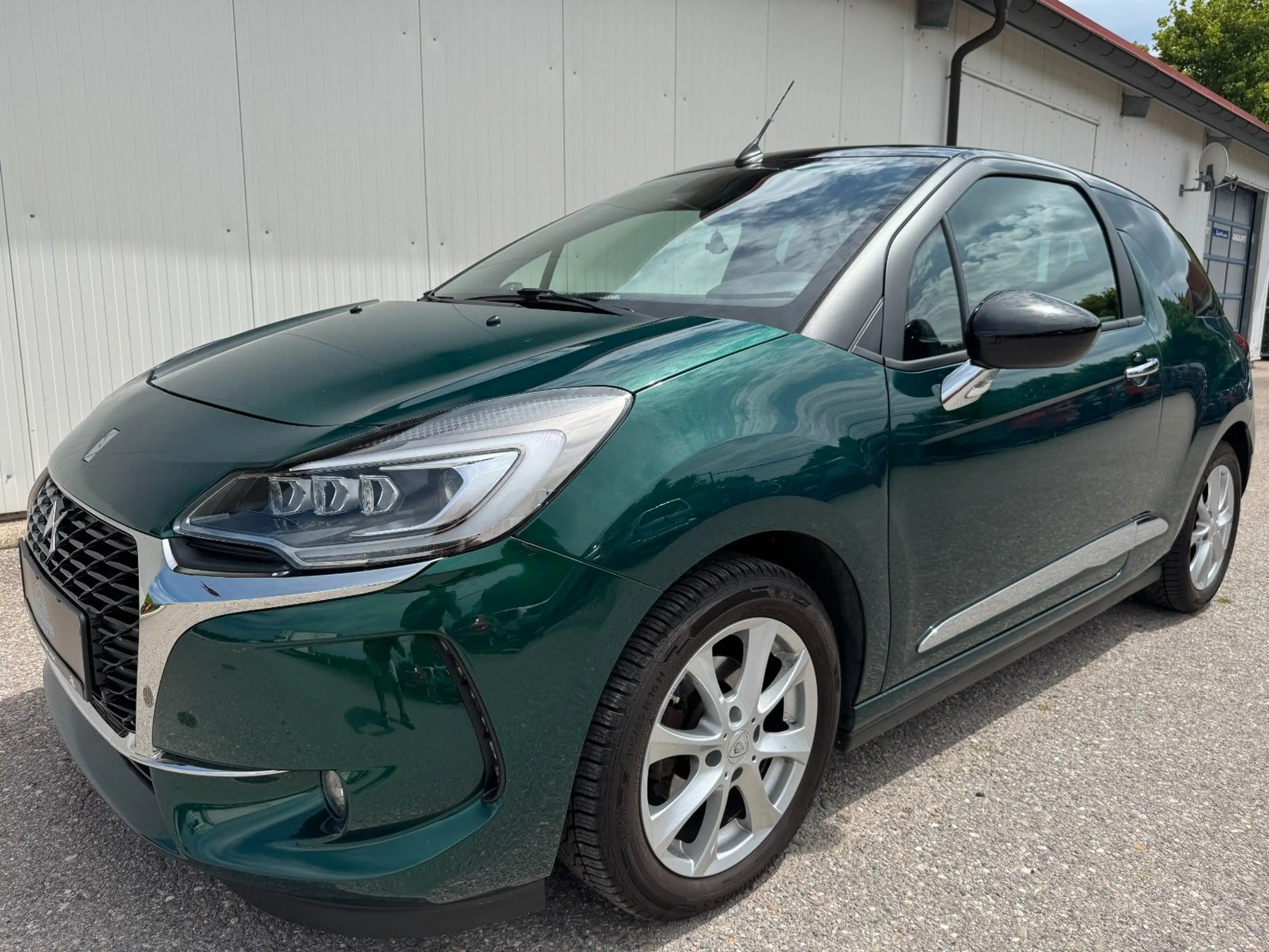 DS Automobiles DS 3 Cabrio So Chic *NAVI*LED*SHZ*KAM* — photo 4