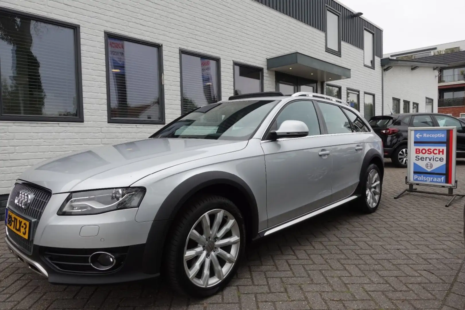 Audi A4 allroad 2.0 TFSI PRO LINE Schuifdak  All seasons Automaat Grijs - 1