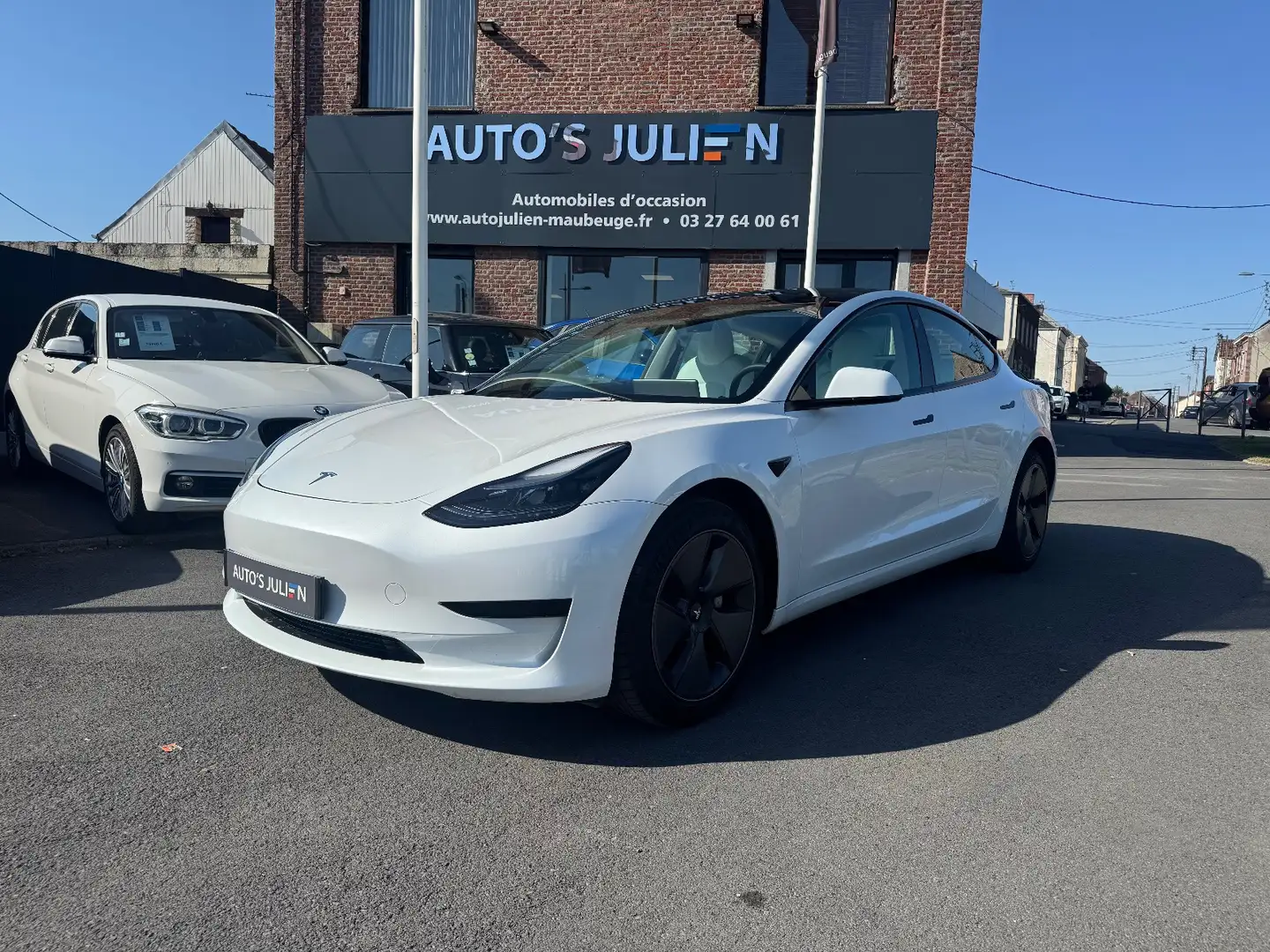 Tesla Model 3 MODEL 3 Autonomie Standard Plus RWD Weiß - 1