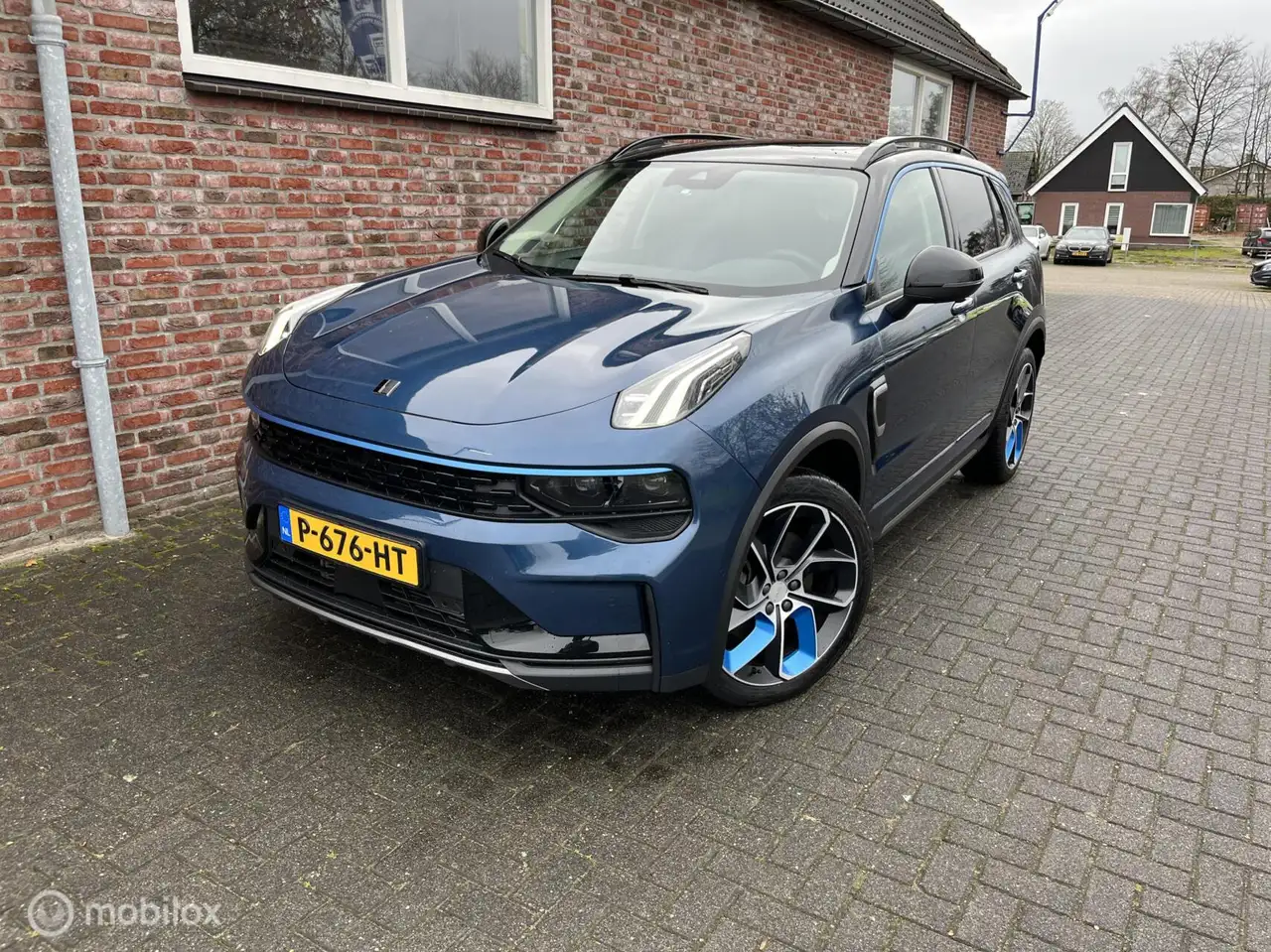 Lynk & Co 01 2022