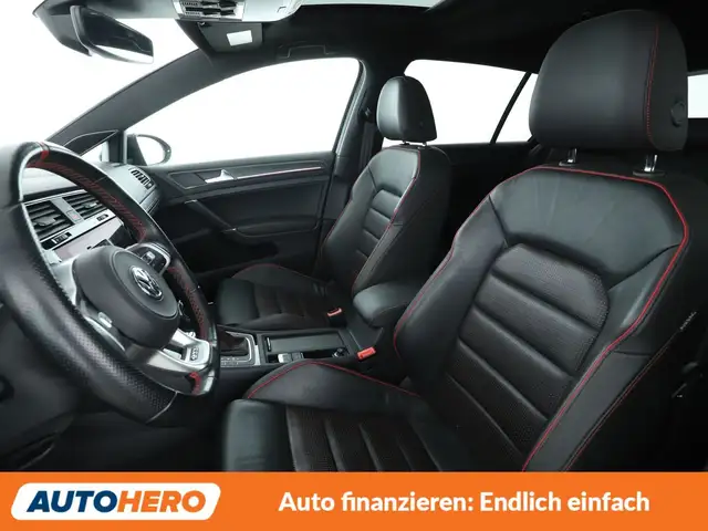 Volkswagen Golf view 10