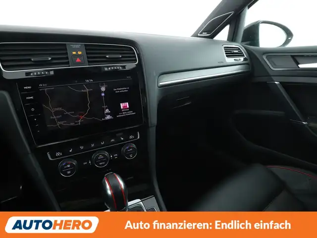 Volkswagen Golf view 22