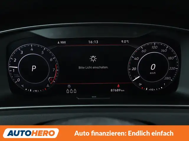 Volkswagen Golf view 20
