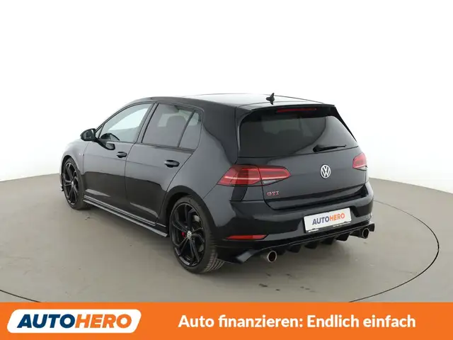 Volkswagen Golf view 4