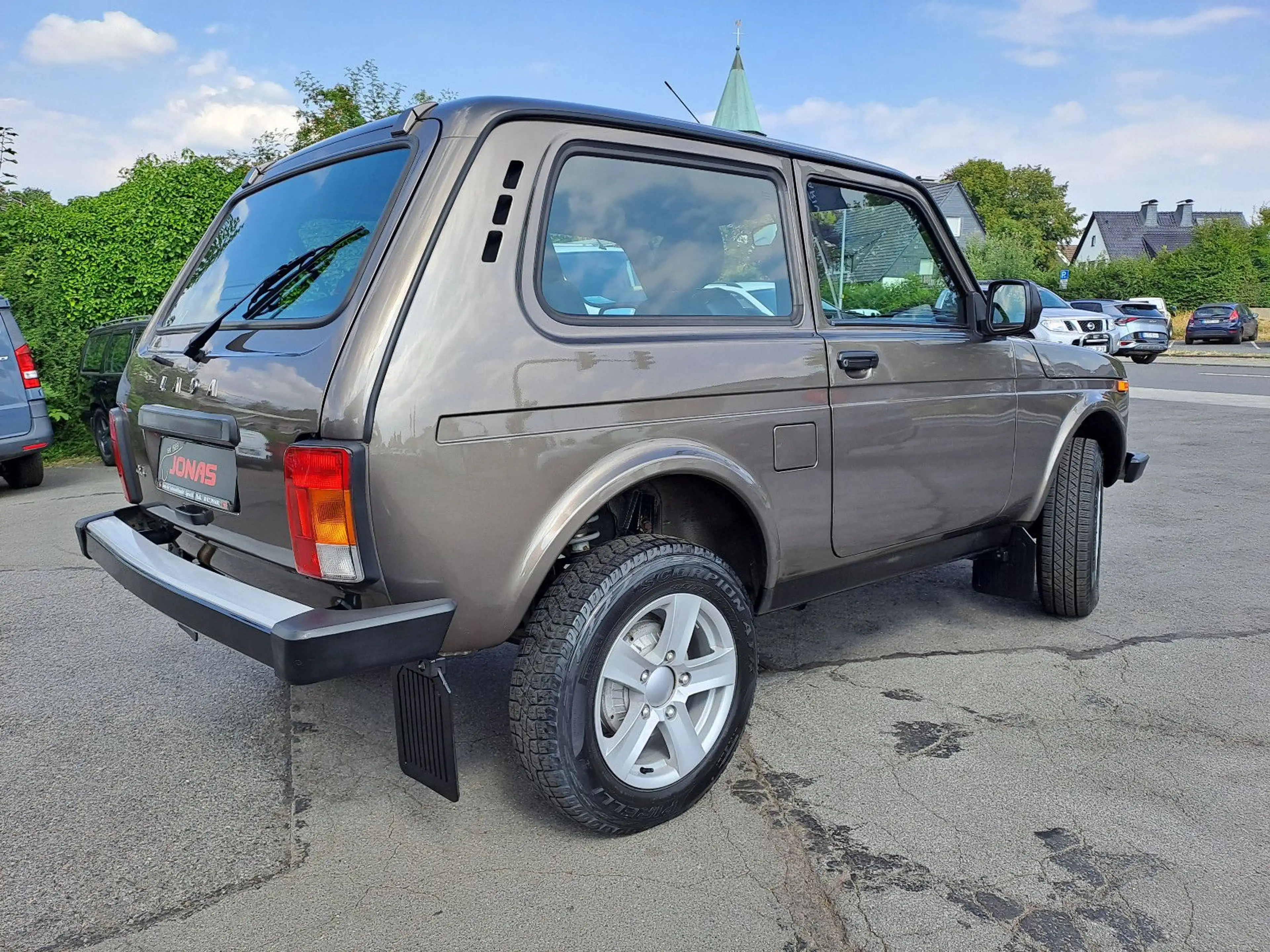 Lada Taiga Lada 4x4 *Sitzheizung*Allwetter*DAB*BT* — photo 4
