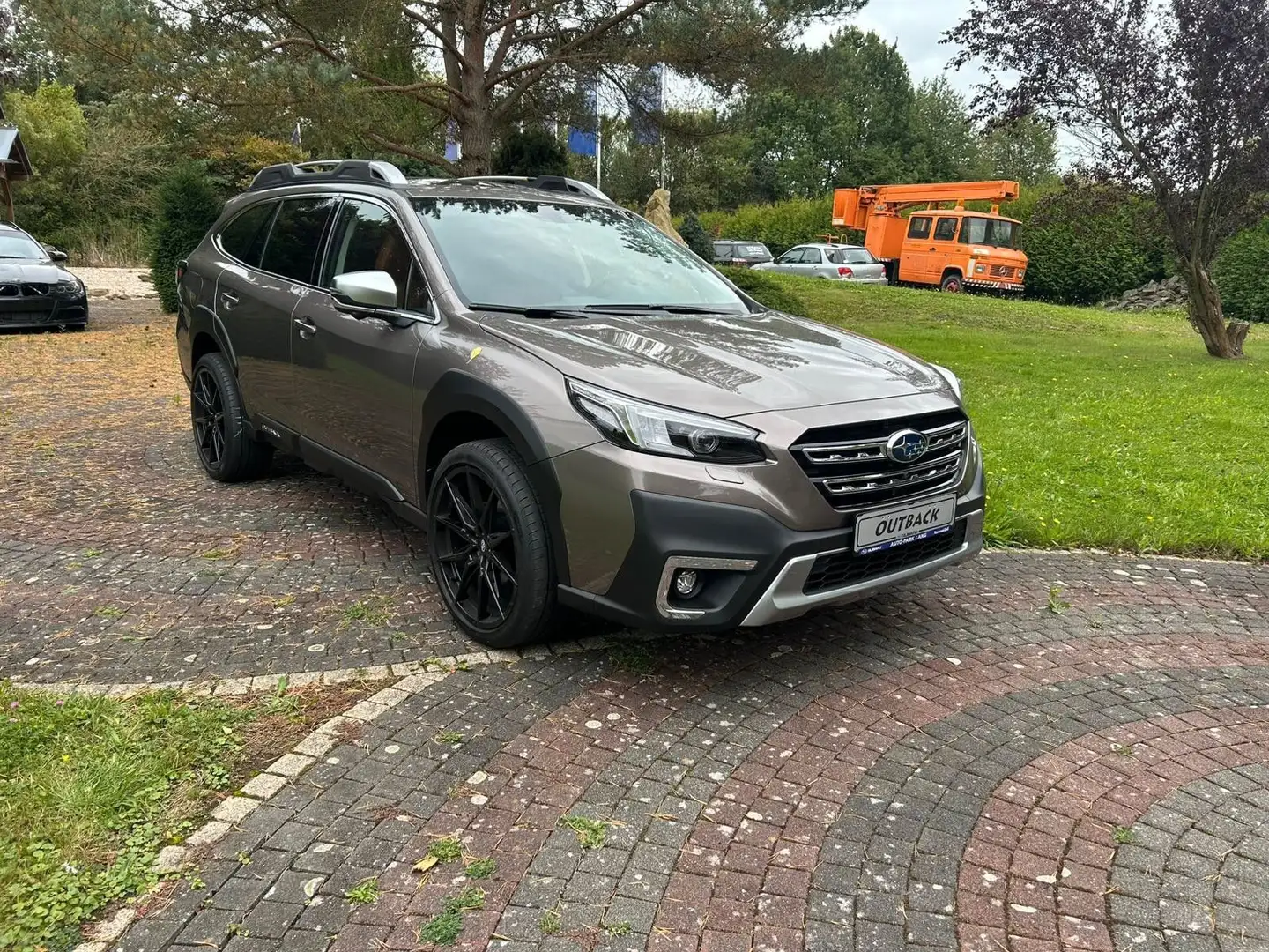 Subaru OUTBACK 2.5i Platinum Lineartronic 20 Zoll+WiRä Braun - 1