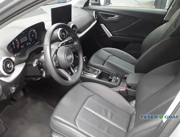 Audi Q2 view 3