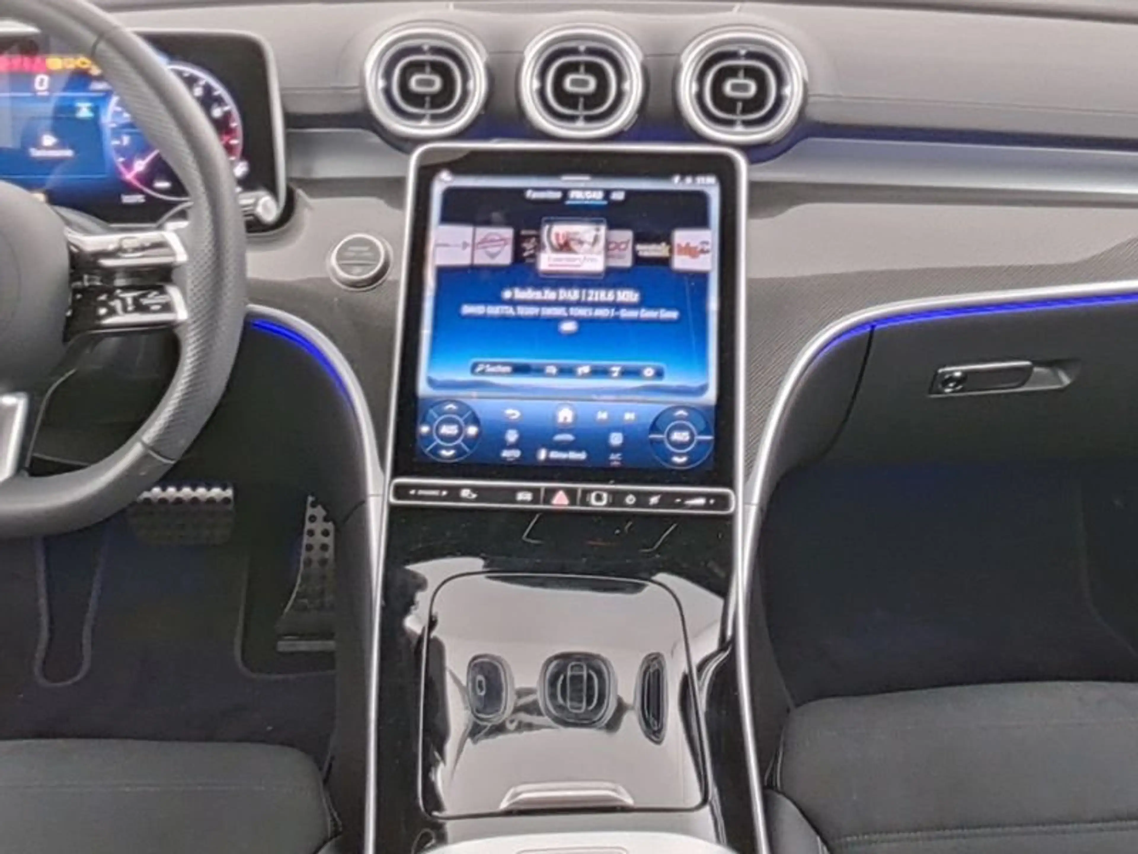 Mercedes-Benz CLE 200 4M AMG Distr./AHK/Pano/MBUX/PTS/360°/Tot — photo 5
