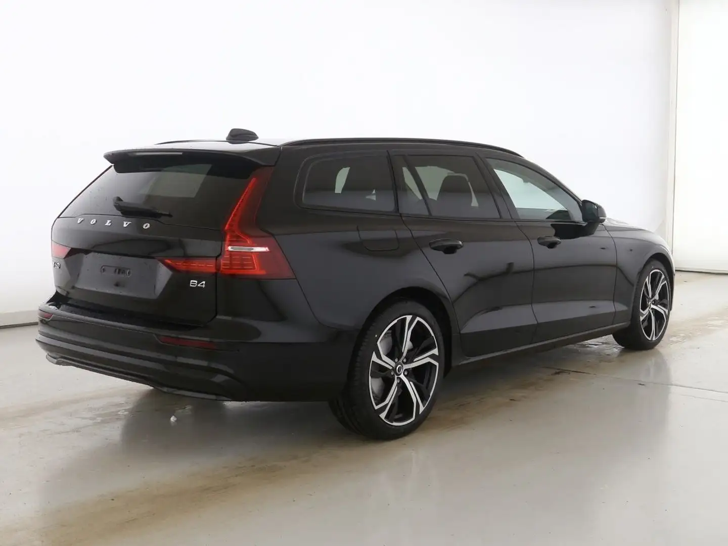 Volvo V60 B4 Mild-Hybrid Benzin Plus Dark Schwarz - 2