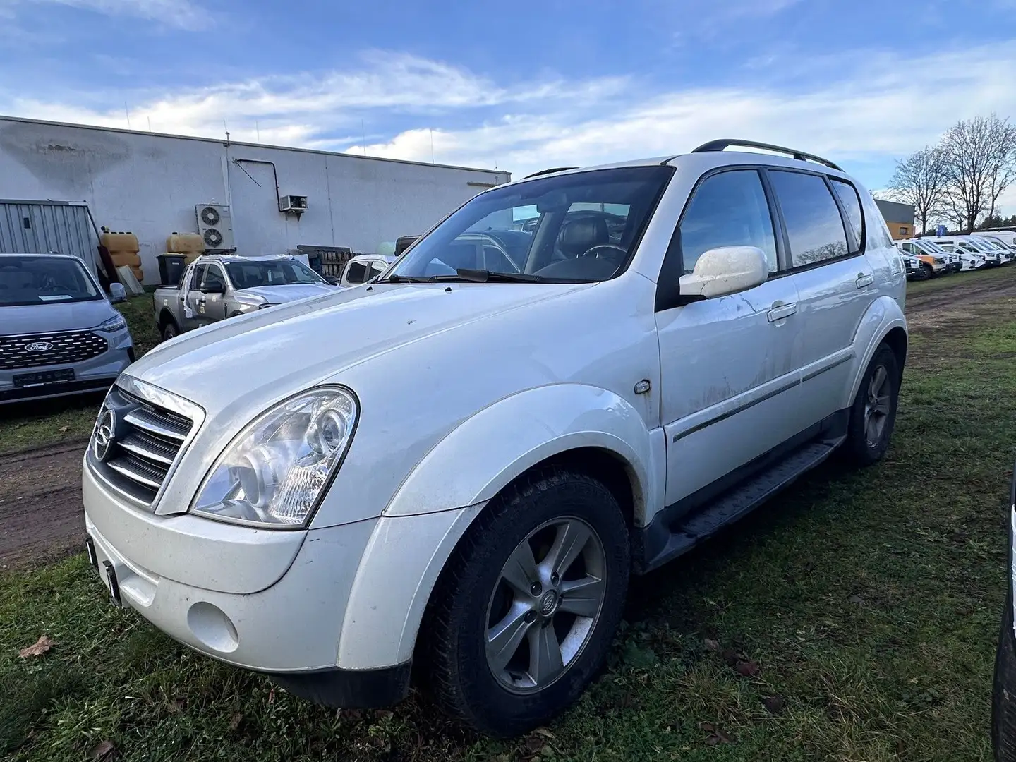 SsangYong Rexton 4WD AUTOMATIK +LEDER + KLIMAAUTOMATIK Alb - 1
