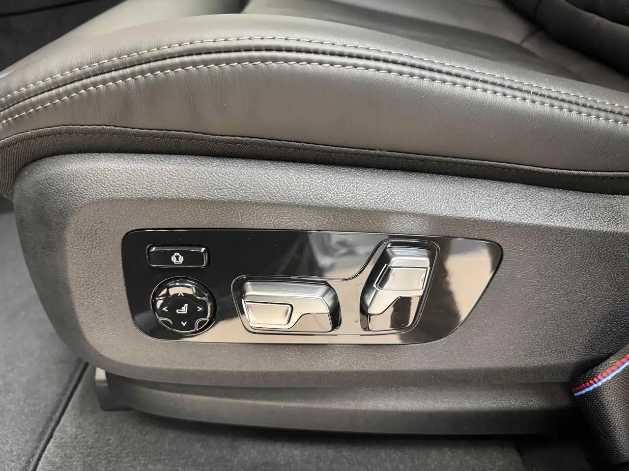BMW X5 xDrive30d MSport+HUD+PANO+AHK SHZ+HIFI+DA+PA+uvm. 9
